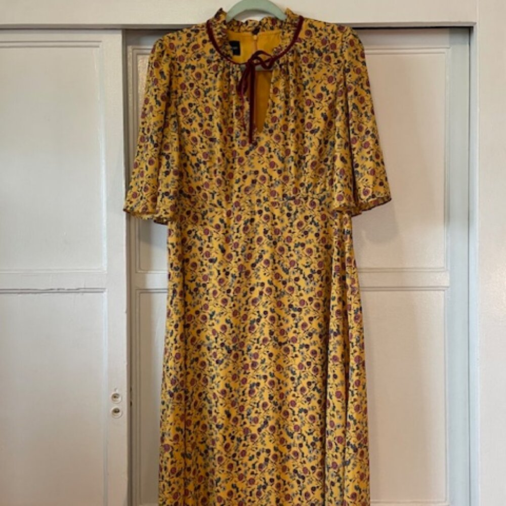 Donna Morgan Floral Yellow Dress  12 Ruffled Tie Collar Flowy Sleeve Cottagecore